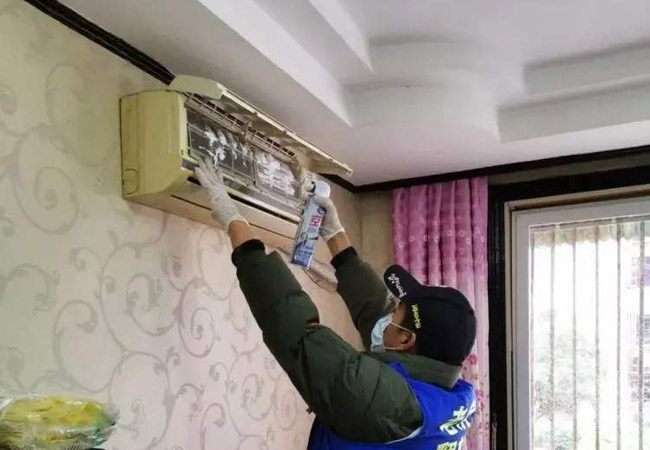 孝感空调清洗一次需要多少钱.jpg
